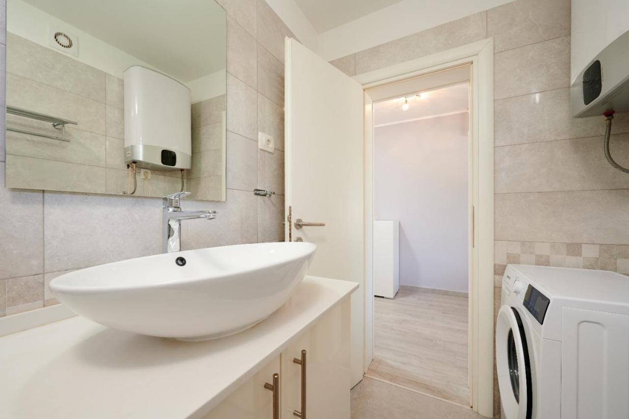 Apartmani Oaza Трогір Екстер'єр фото
