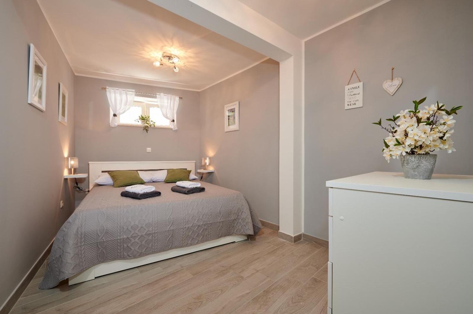 Apartmani Oaza Трогір Екстер'єр фото