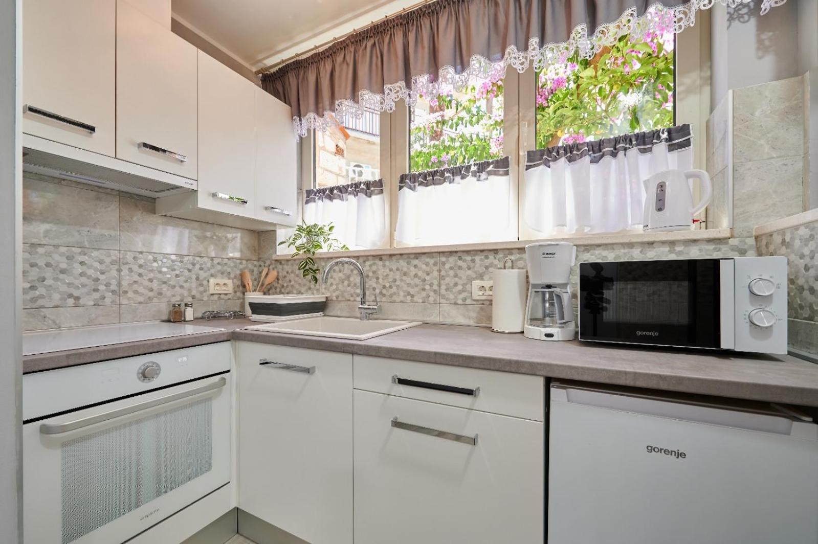 Apartmani Oaza Трогір Екстер'єр фото