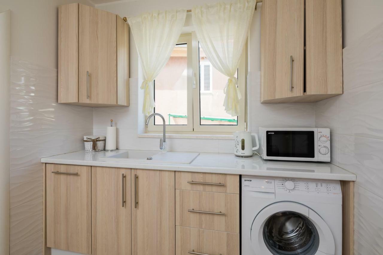 Apartmani Oaza Трогір Екстер'єр фото